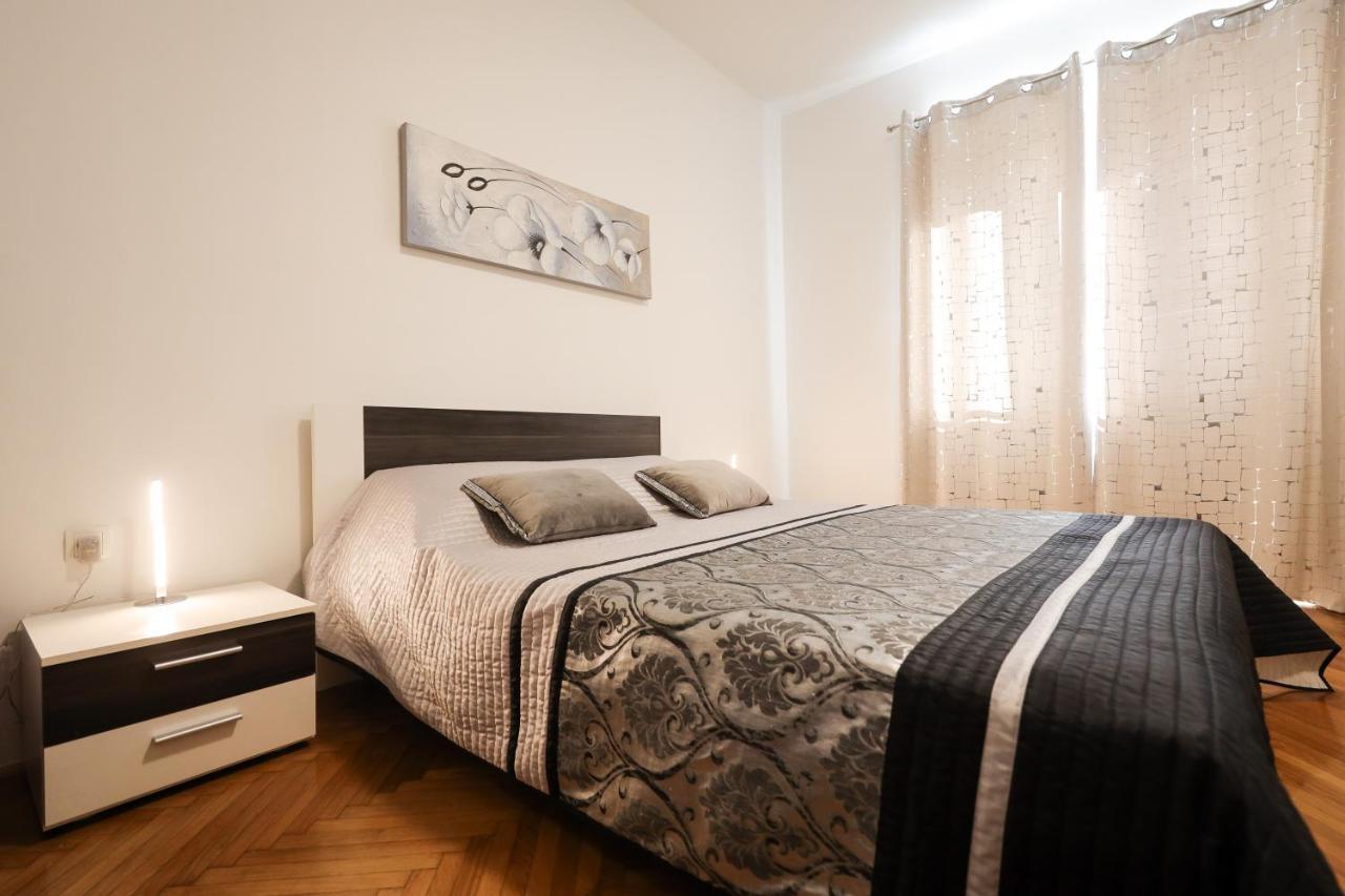 Zara City Center Apartment Екстериор снимка